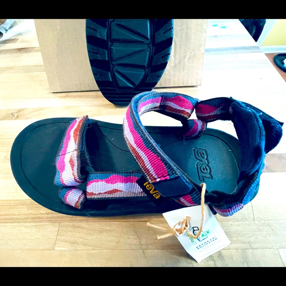 Teva sandals BRAND NEW size 2